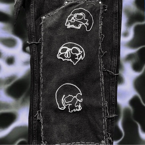 7. Double knee ok clothing! custom skull embroidered design pants - Picture 2 of 5